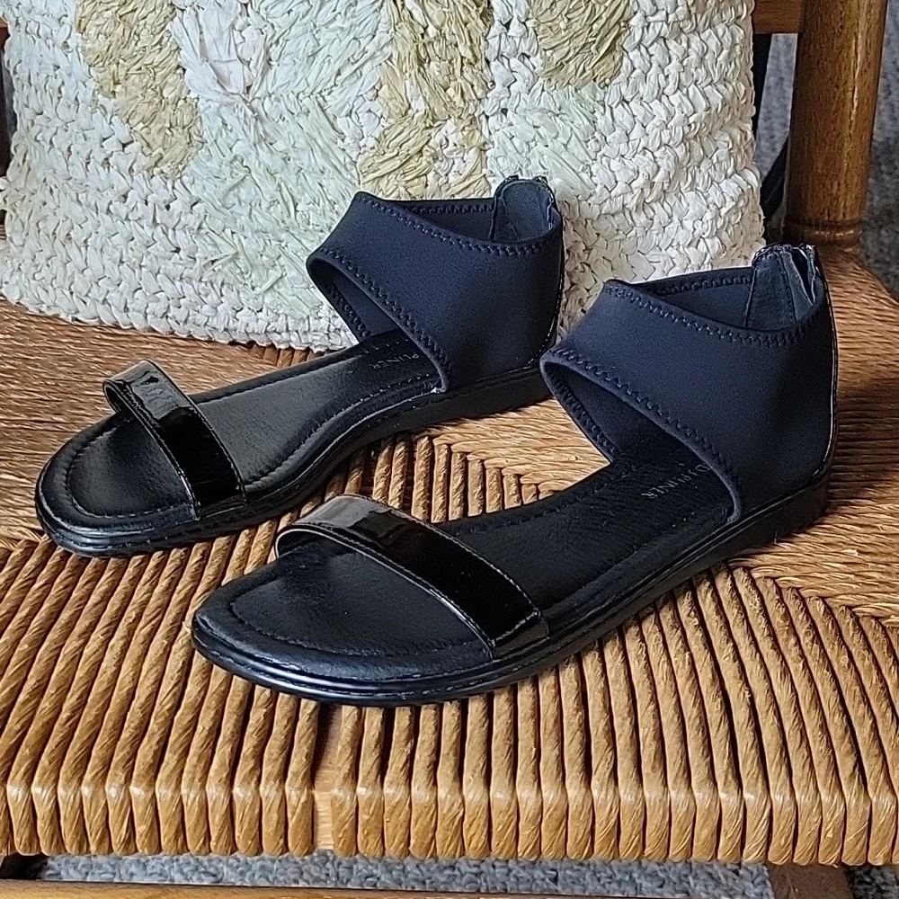 Donald J. Pliner Gelda-26, black, sandals, size 6M